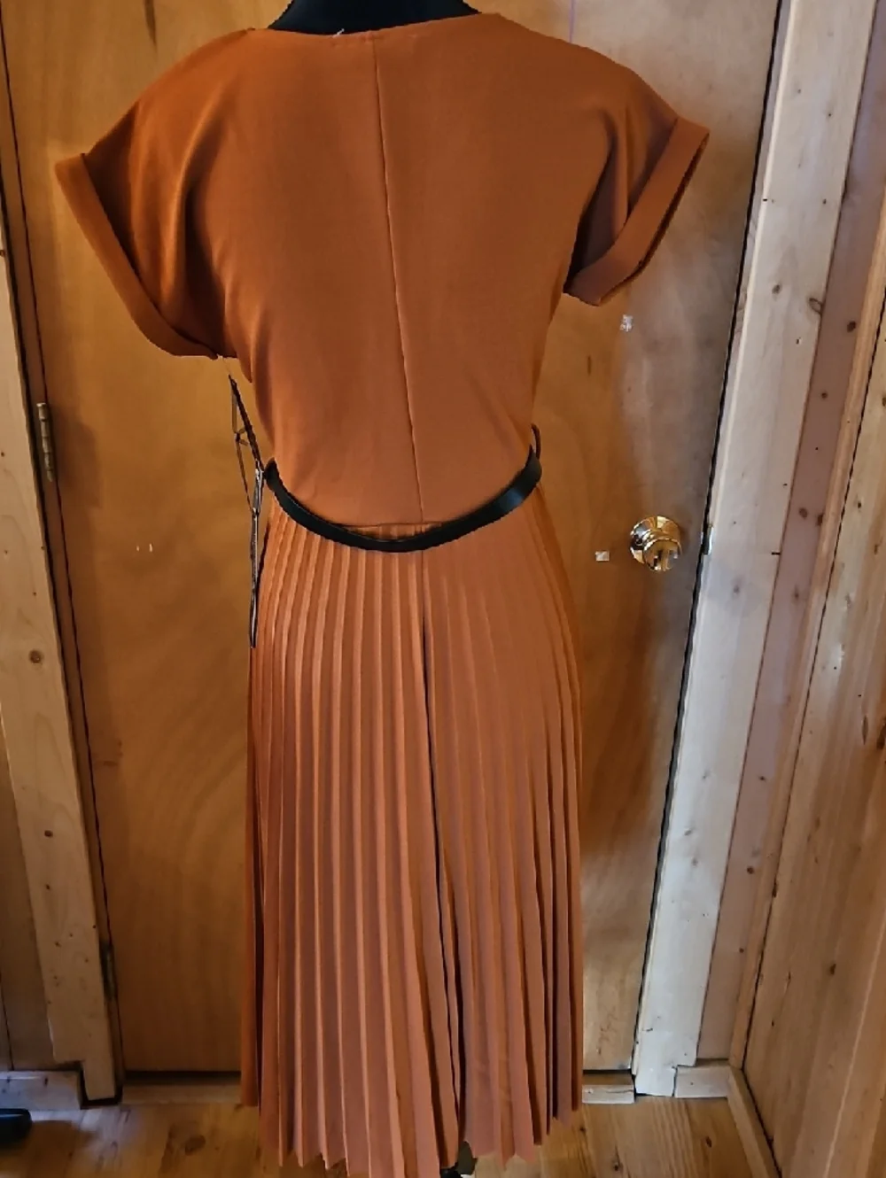 Women's Pleated Midi Dress in Rust Orange - Picture 4 of 4
